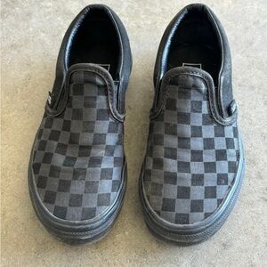 VANS Youth black checkered sneaker